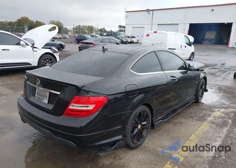 2013 Mercedes-Benz C 250 from USA, damaged, VIN WDDGJ4HB4DF959483